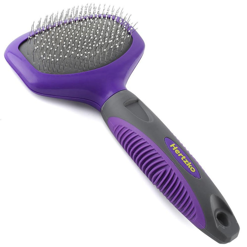 Pin brush for dogs and cats with long or short hair, ideal for detangling