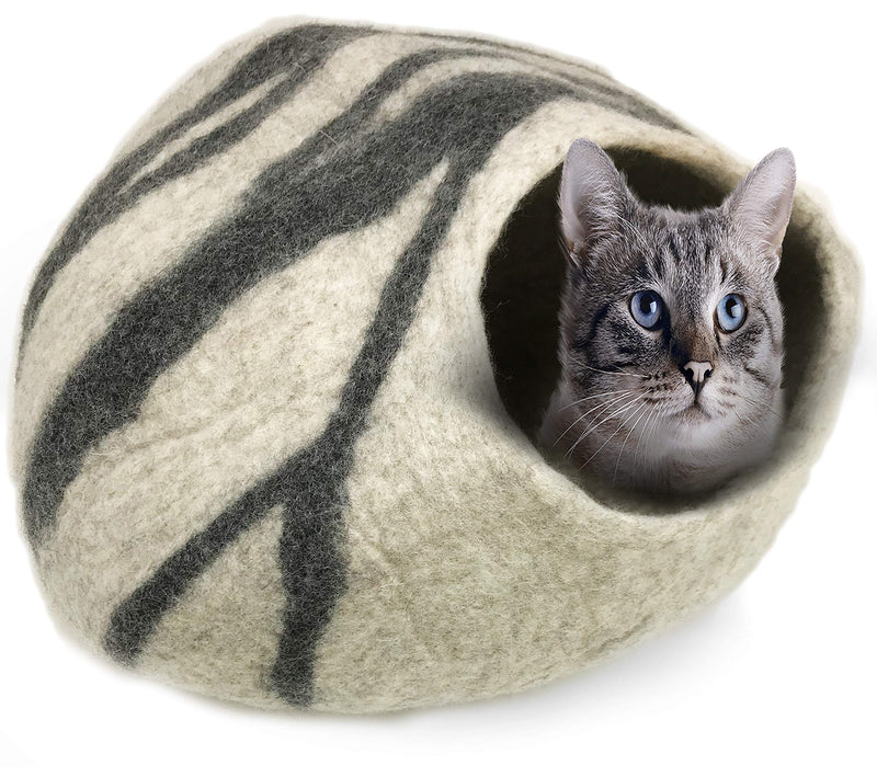 Eco-friendly cave bed for cats and kittens made from 100% natural wool - cozy house bed for indoor use