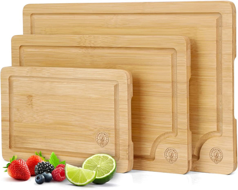 THINGLES BAMBOOWERK I CUTTING BOARD (SET OF 3) WOOD WITH JUICE GROOVE UP TO 38X25X1.5 CM | EXTRA SOLID BAMBOO WOOD CUTTING BOARD - STURDY KITCHEN BOARD