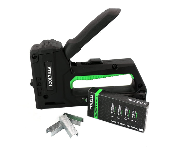 Hand stapler set for wood and garden. Functional and effective tool stapler