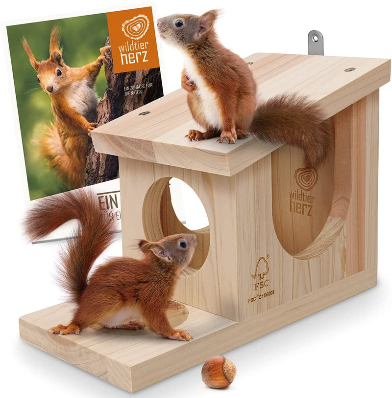 WILD ANIMAL HEART I SQUIRREL FEEDING HOUSE PLAYHOUSE WEATHERPROOF I MADE OF SCREWED SOLID WOOD FEEDING STATION I 100% WEATHERPROOF I FEEDING STATION FOR FEEDING SQUIRRELS