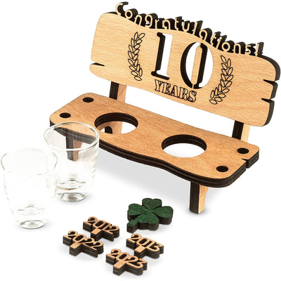 Liquor bench with year number, wooden laurel wreath with number engraving, gift for the 50th