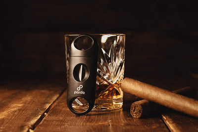 Vcut cigar cutter