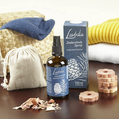 LAVODIA CEDAR WOOD ROOM SPRAY: REFRESHING FRAGRANCE SPRAY WITH CEDAR WOOD OIL –