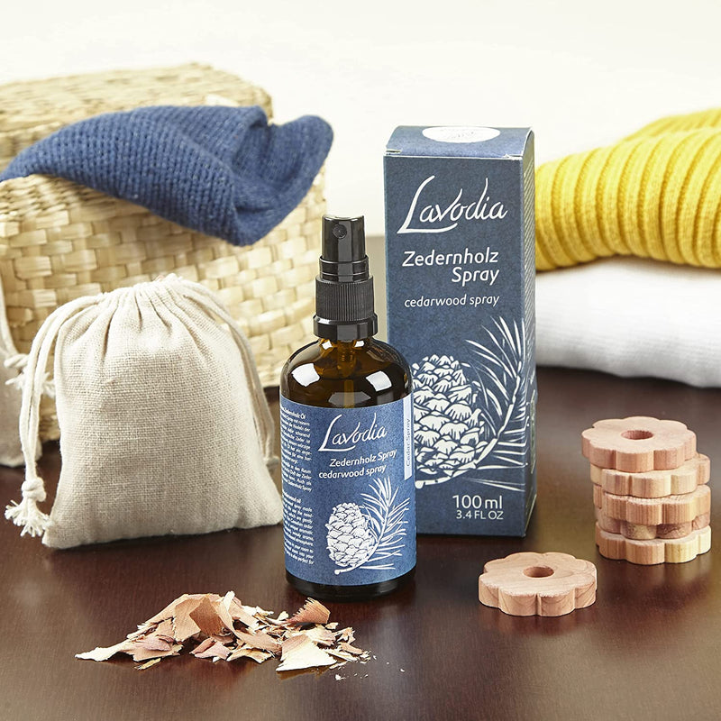 LAVODIA CEDAR WOOD ROOM SPRAY: REFRESHING FRAGRANCE SPRAY WITH CEDAR WOOD OIL –